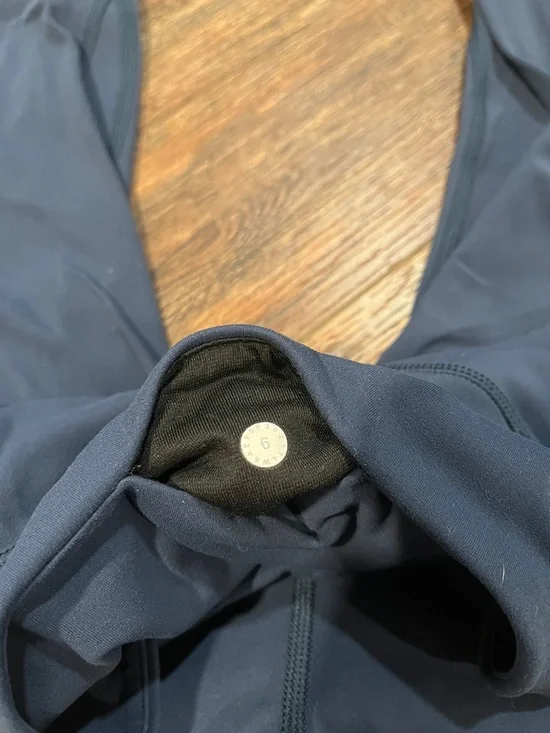 lululemon athletica Navy Blue Capri Leggings - Picture 2 of 4